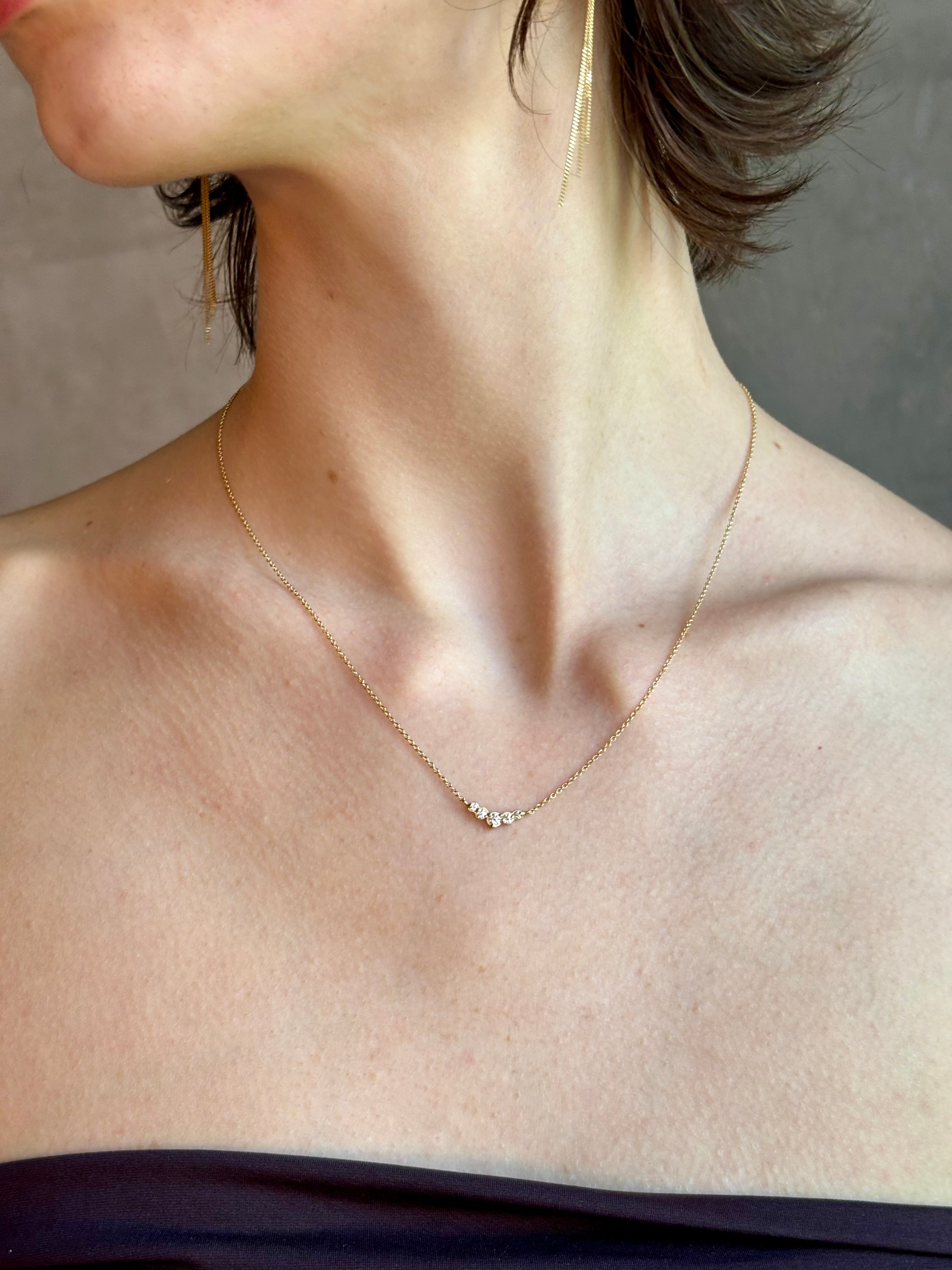 Fine Jewelry Artist Anne Sportun Diamond Arc Necklace in 18 carat yellow gold and round brilliant natural diamonds
