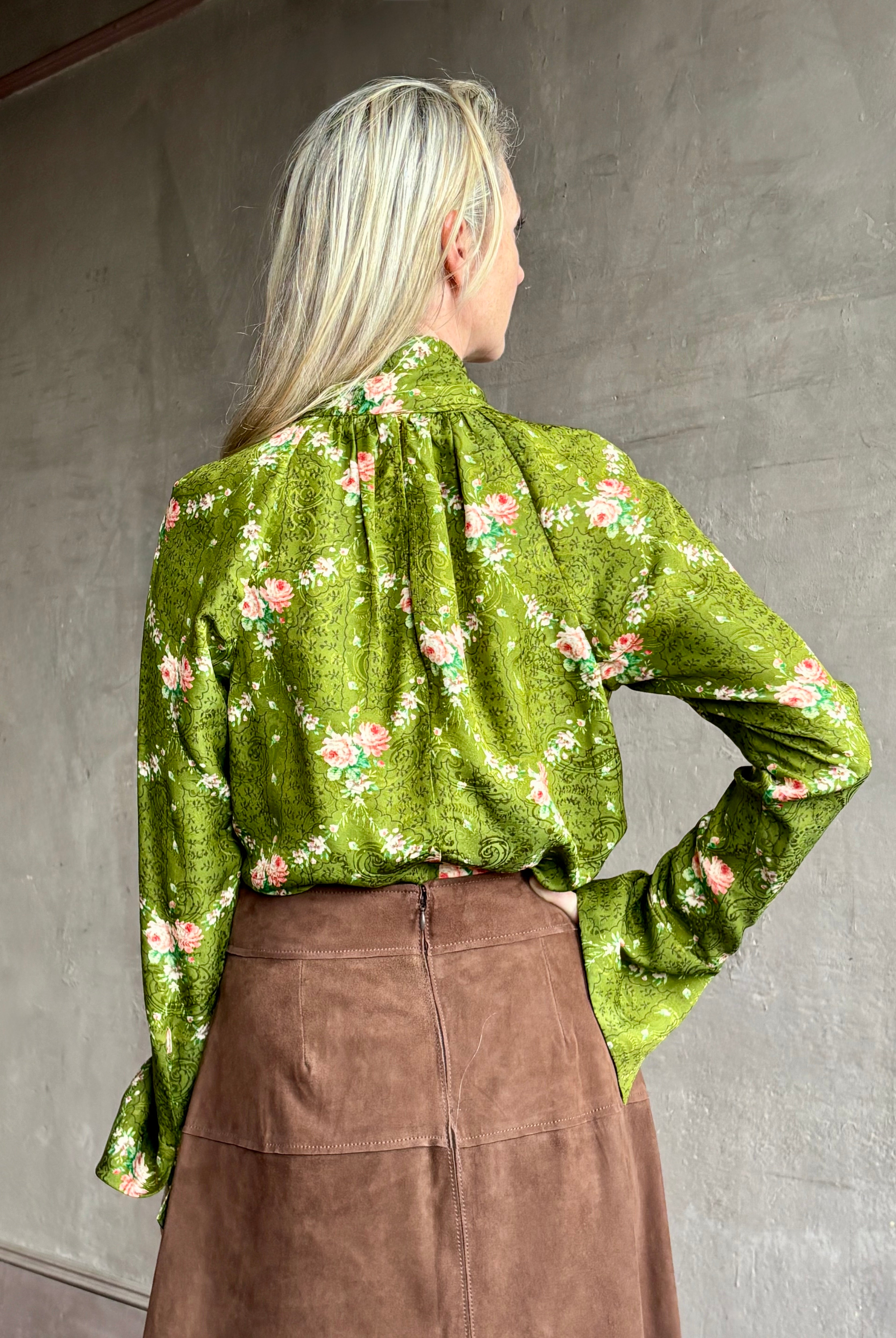 Image of woman wearing Cara Cara Sundance top in premium silk-viscose with keyhole neckline long sleeves and attached scarf