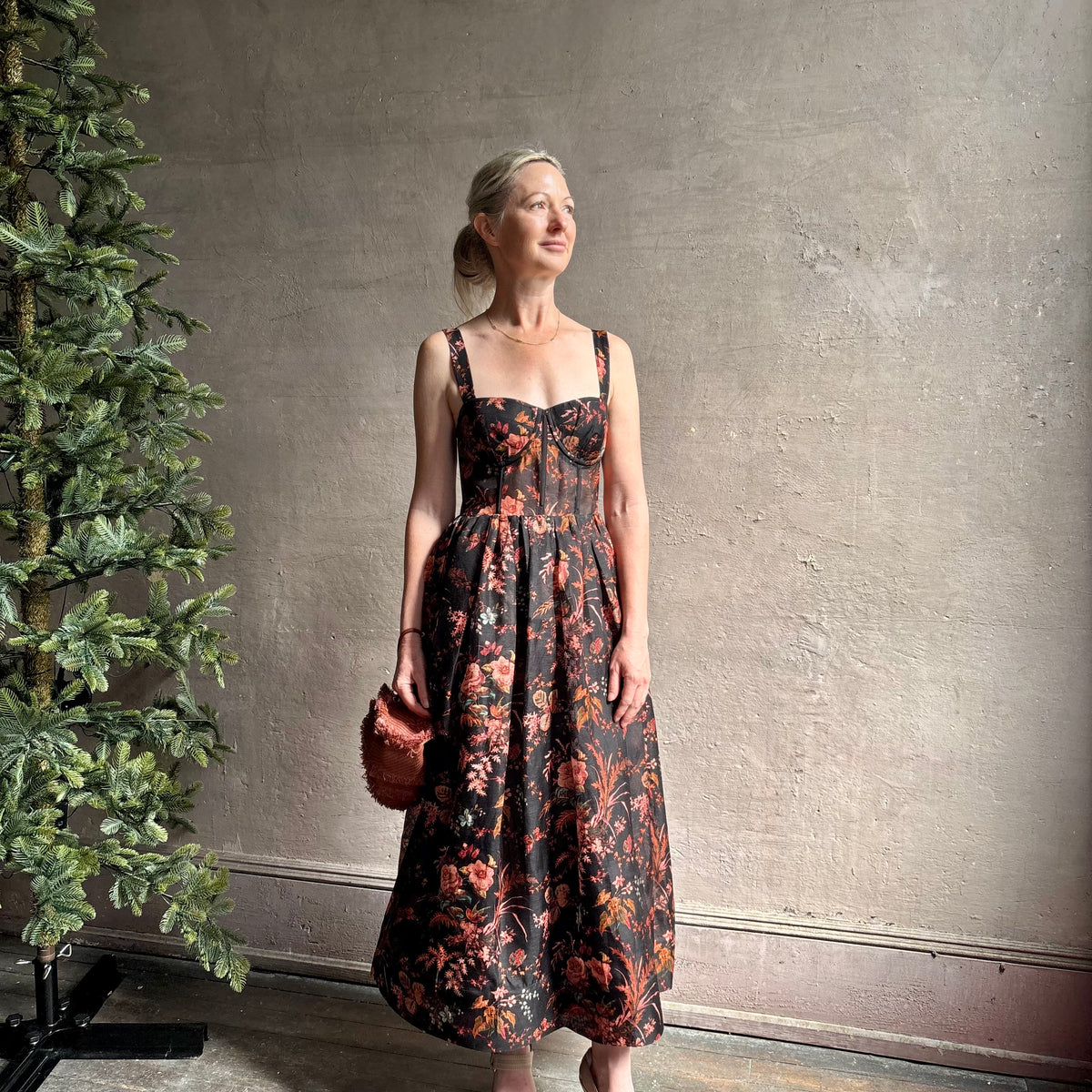 cara cara alba midi dress nectar black Cara Cara Alba Midi Dress 4 / Nectar Black