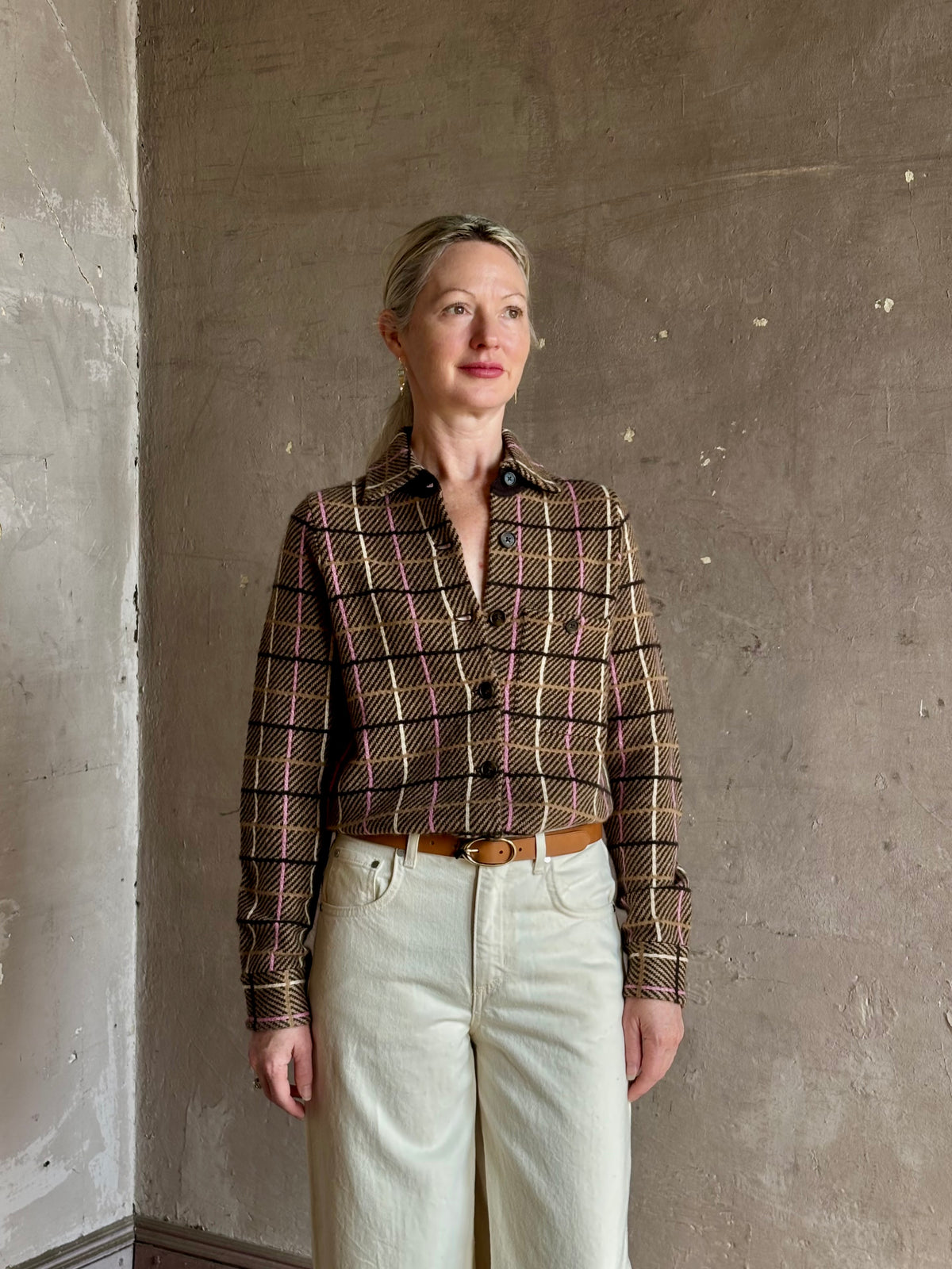 mature woman wearing luxury American clothing designer Guest in Residence plaid Button-Down Long Sleeve Collared Dylan cashmere shirt