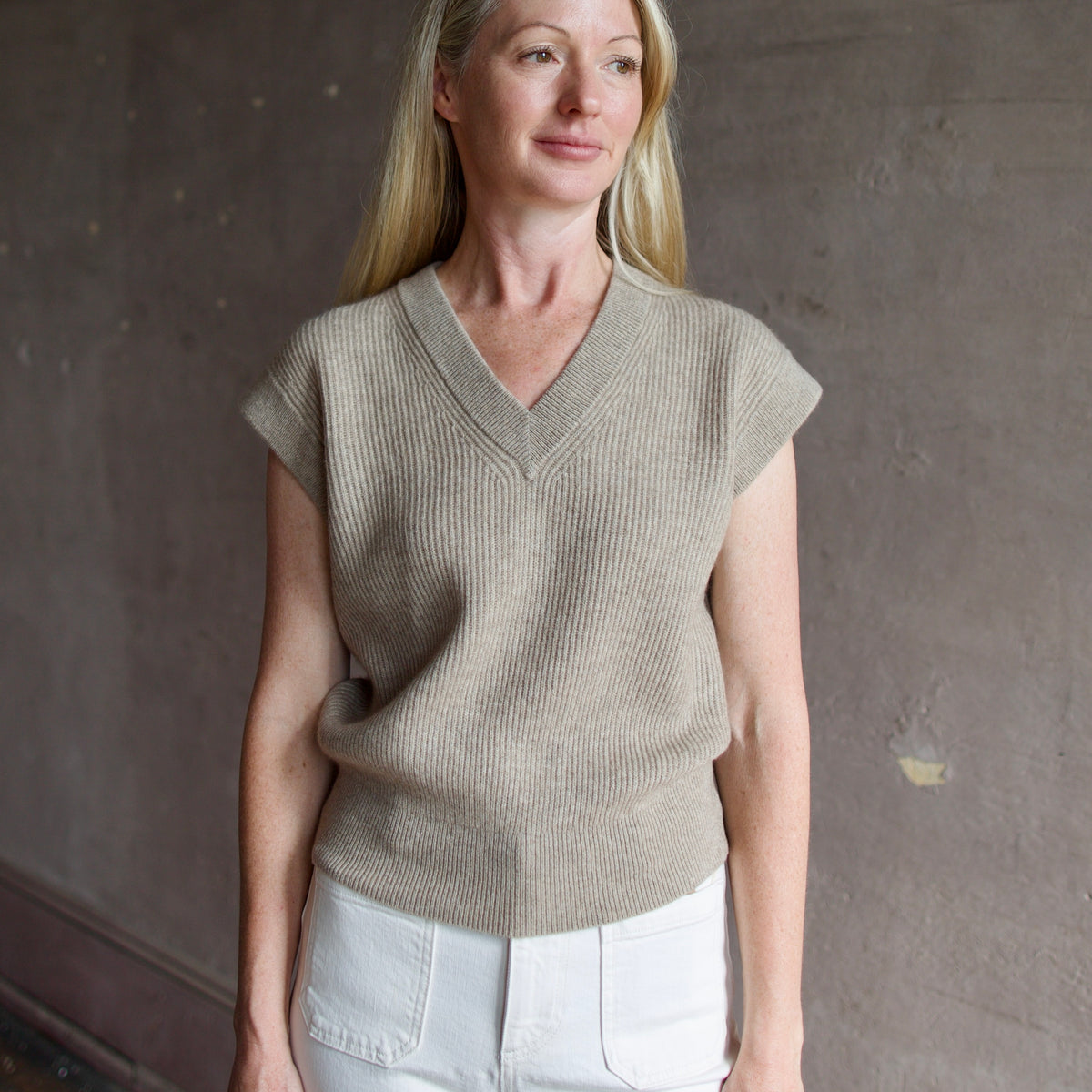 Interwoven Pleated Ribbed Vest