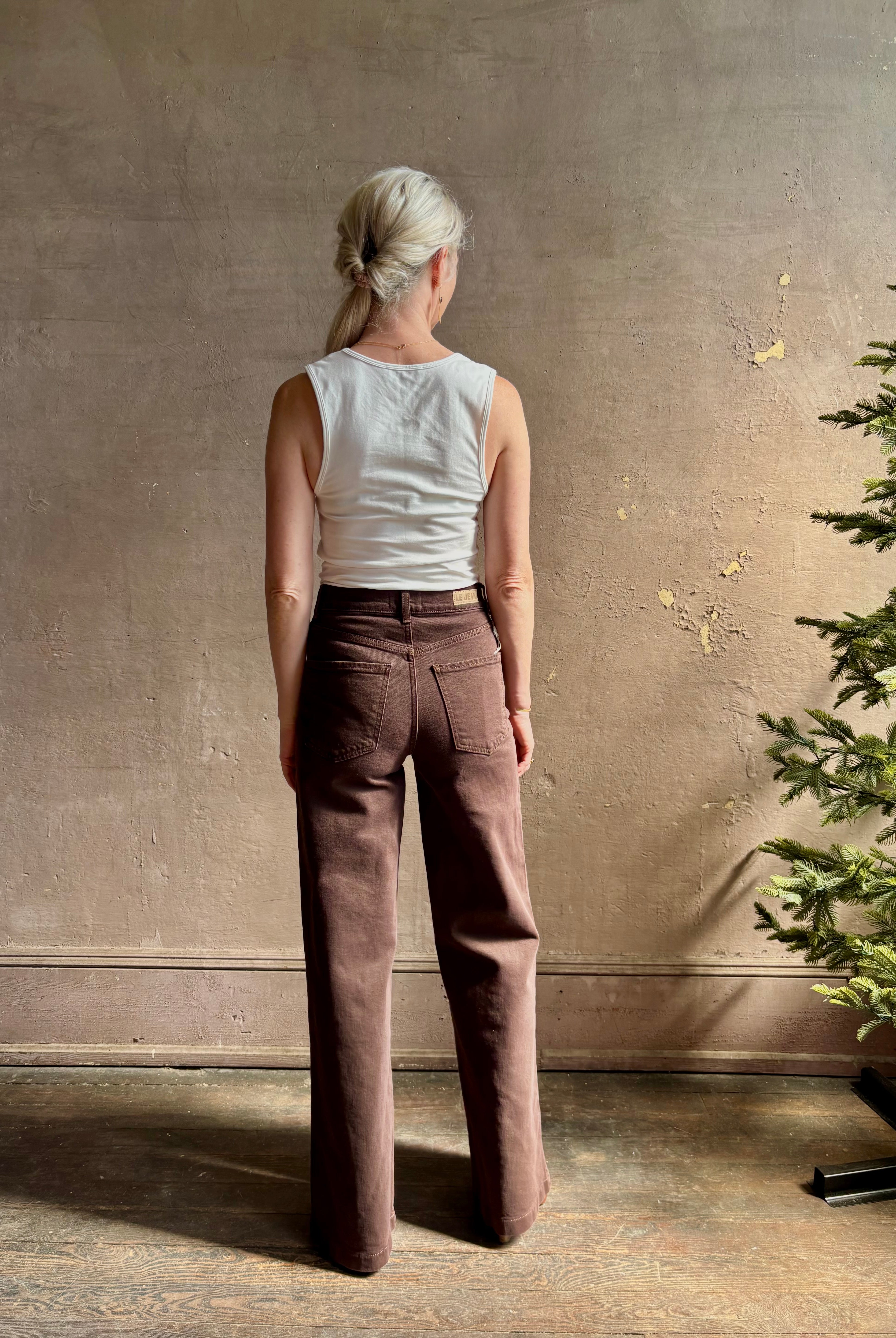 American made LE JEAN Virginia Wide Leg premium cotton rigid denim in chocolate brown front patch pockets