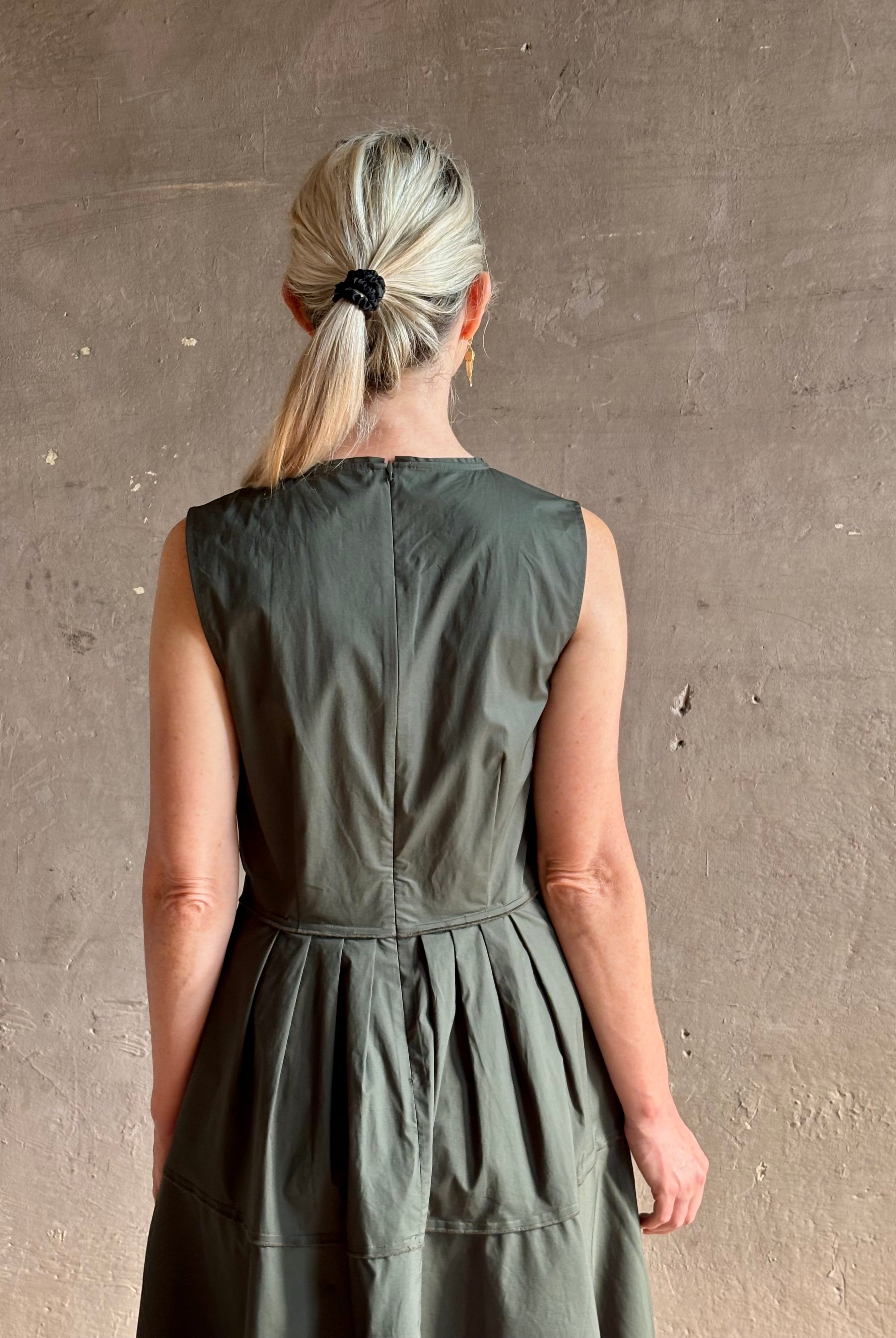 luxury cotton Proenza schouler green maxi dress consealed back zipper fitted natural waist full skirt sleeveless