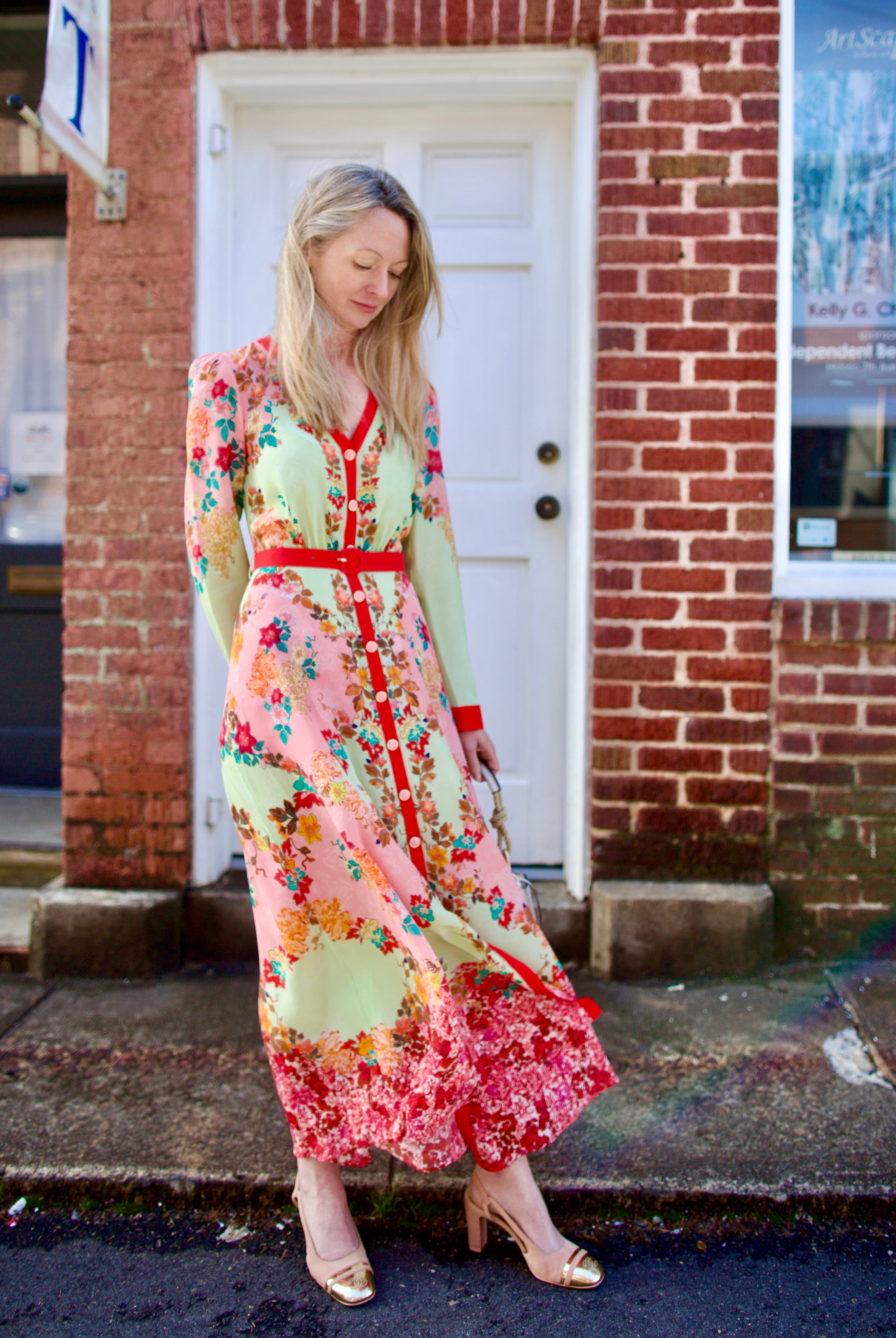 Woman wearing premium silk  Saloni Lea Dress in Florentina Gardeni happy colorway with v-neckline and button front shirt dress