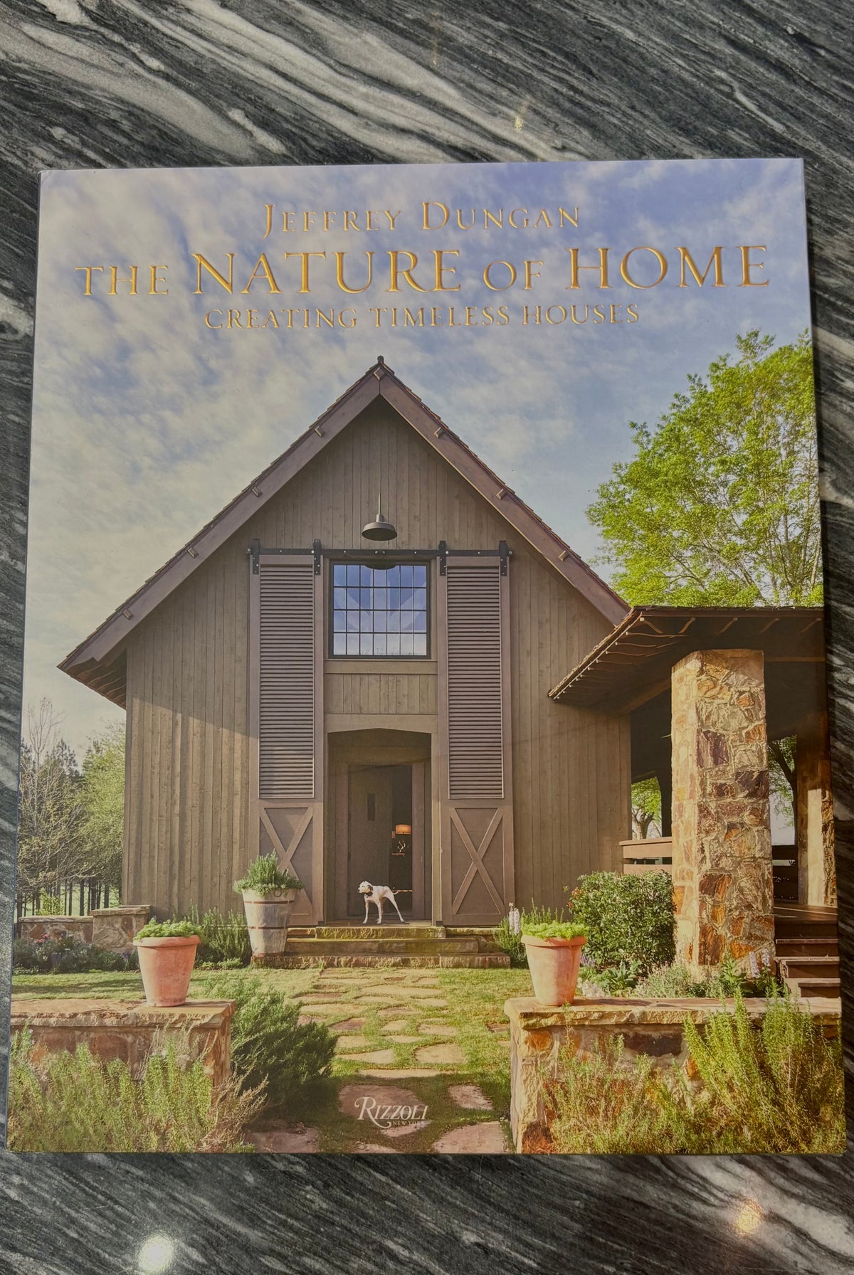 The Nature of Home: Creating Timelines Houses book by Jeffrey Dungan Poetic landscape-driven design that grows from the land