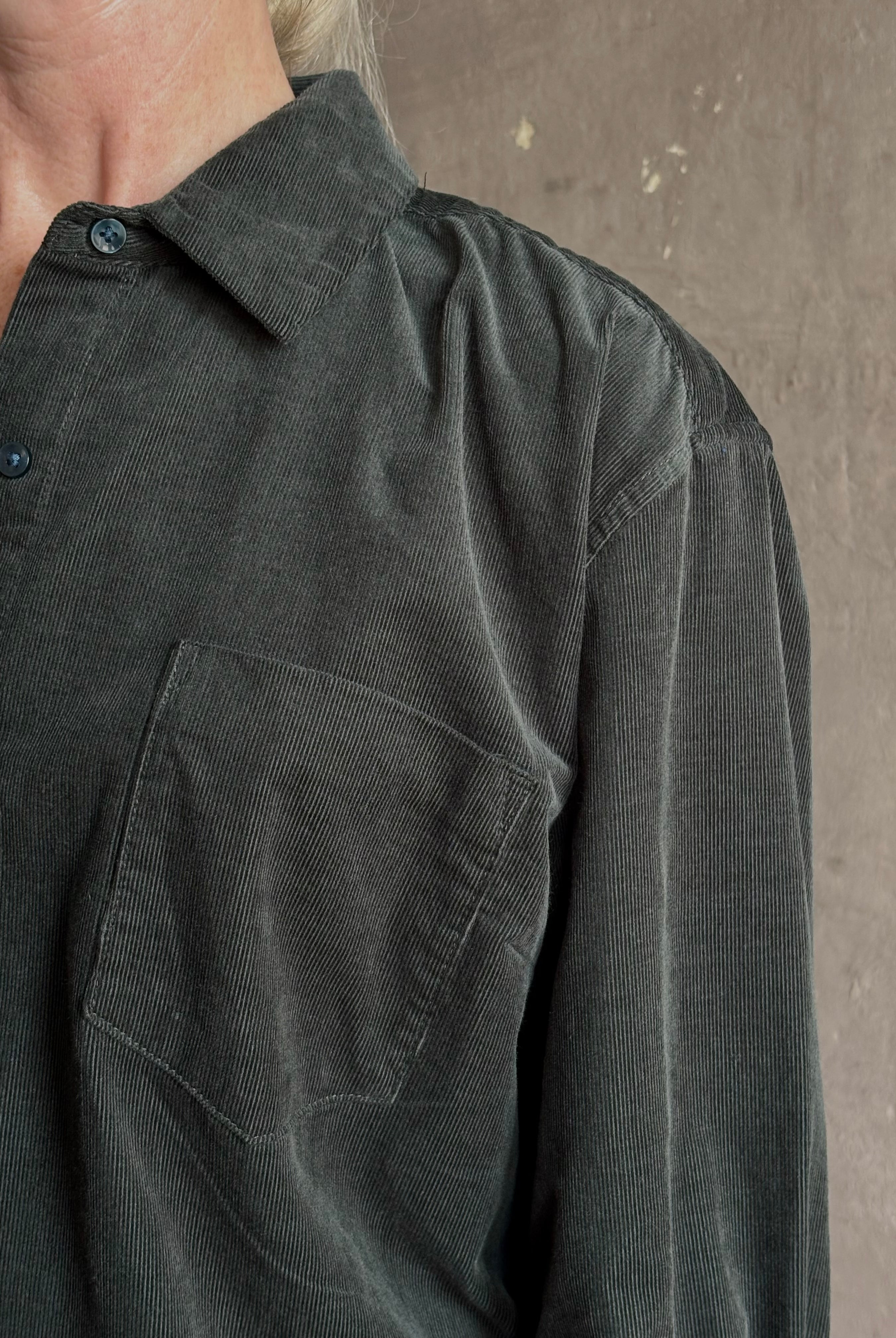 Trovata Nessa crop Shirt in Dark Teal 100% cotton corduroy relaxed fit long sleeves button front with collar