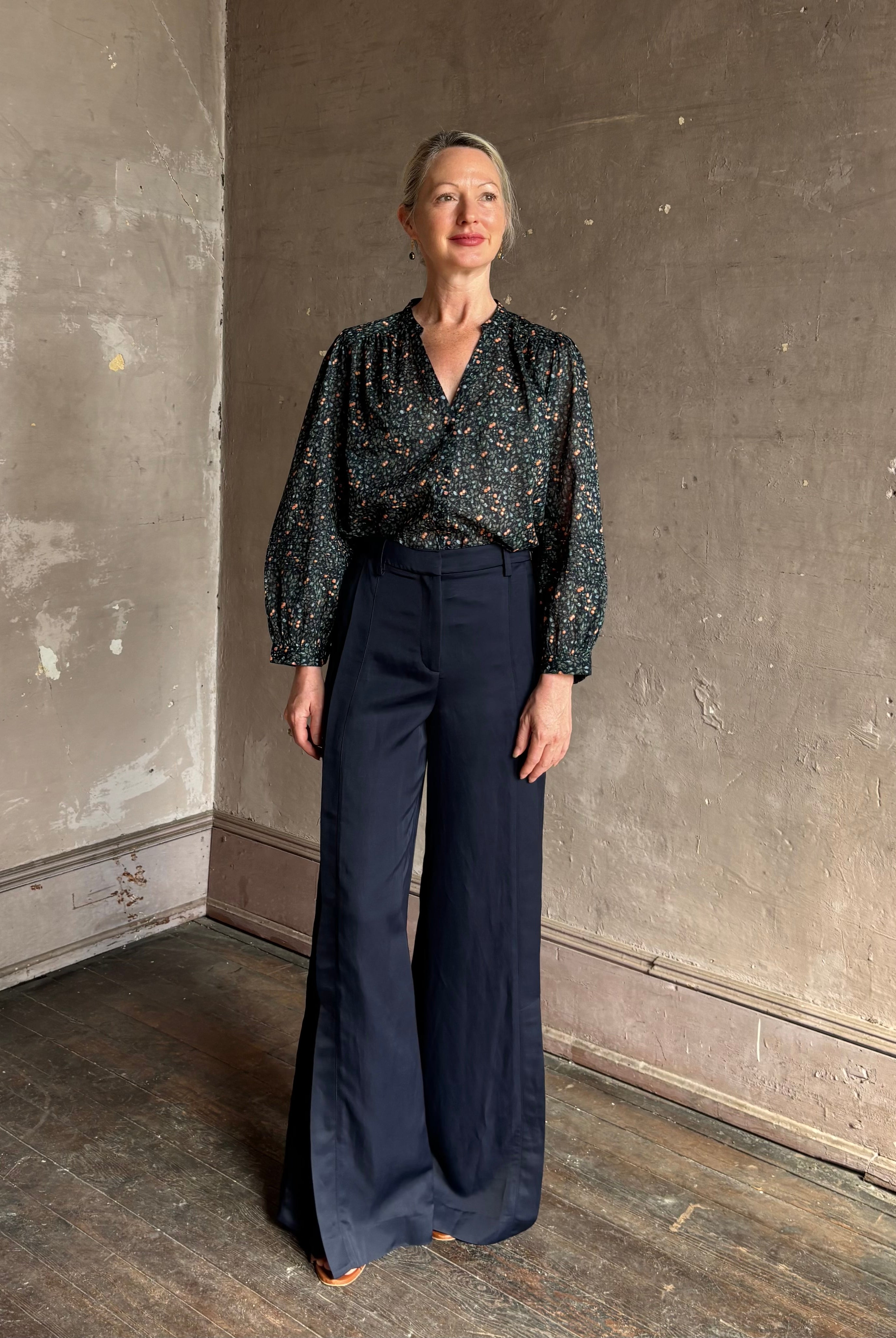 Trovata's Pauline Blouse in Marin Ditsy cotton poplin balloon sleeves. Romantic, movement-rich California charm