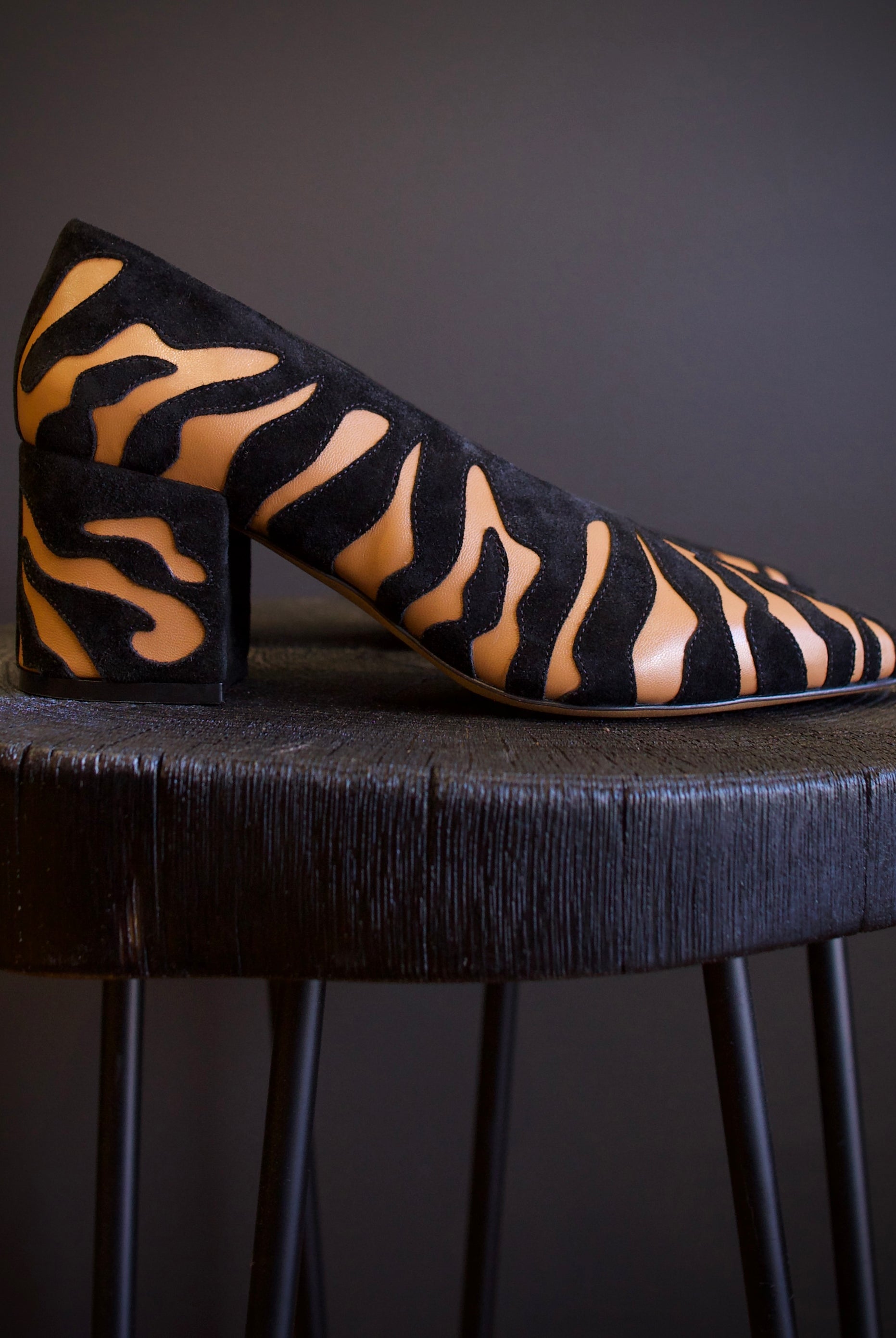 Side view of the Ulla Johnson Polline Pumps