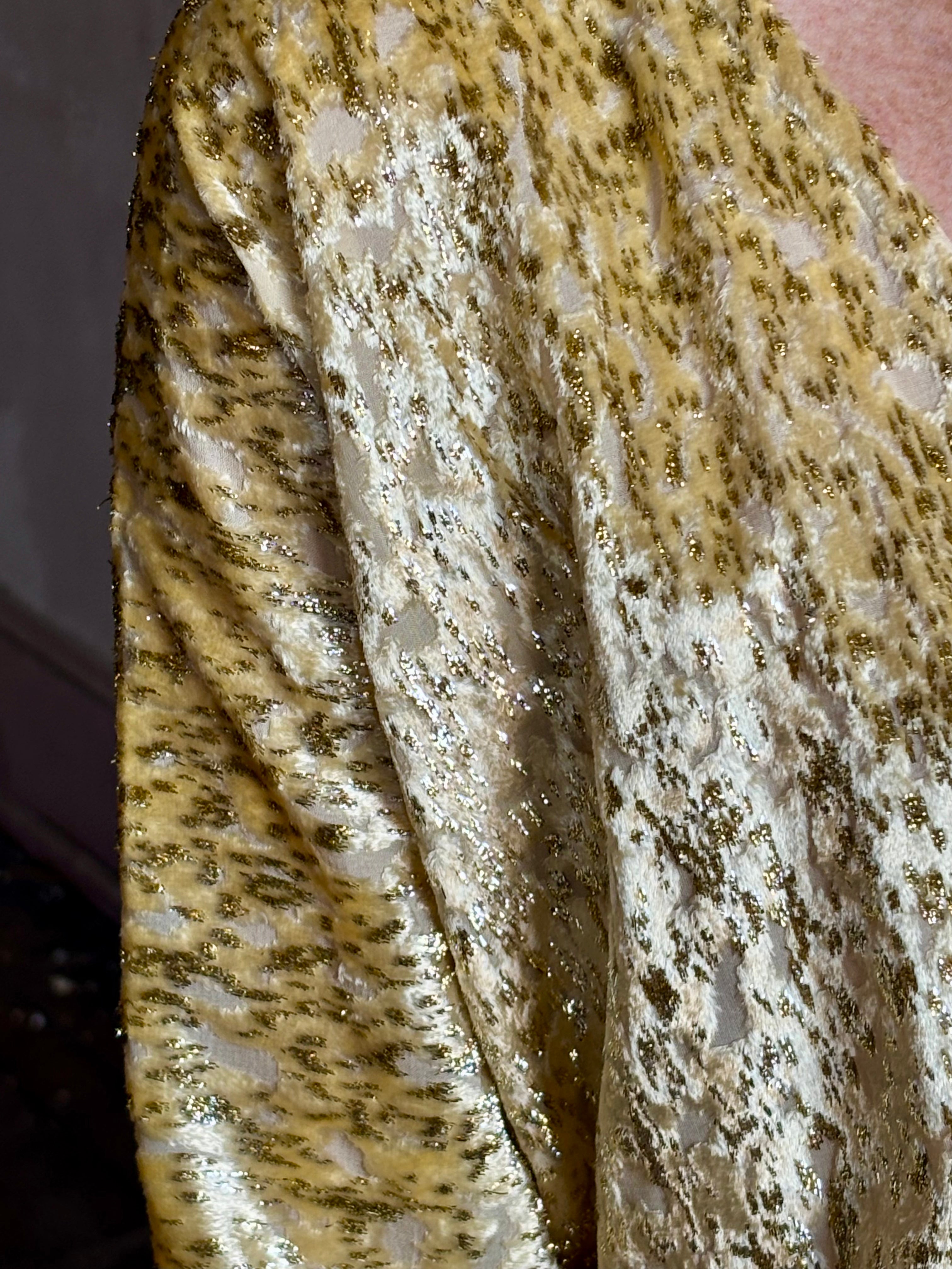 Image of mature woman wearing luxury Italian designer FORTE FORTE En Rêve Fil-Coup metallic velvet honey Shirt with V-neck and long sleeves