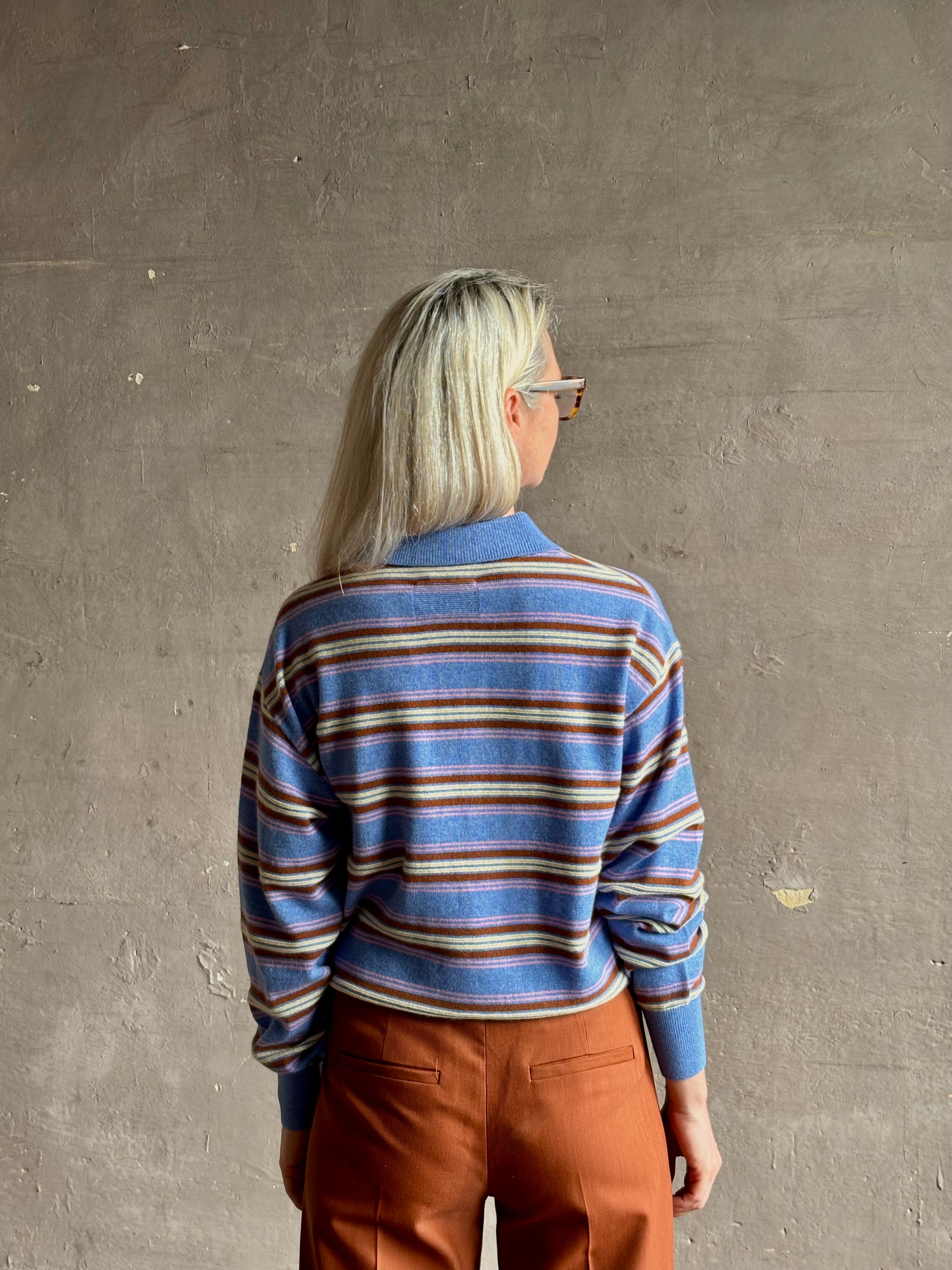 Mature woman wearing luxury  Guest in Residence Colliegate delft Blue striped cashmere polo sweater long sleeves