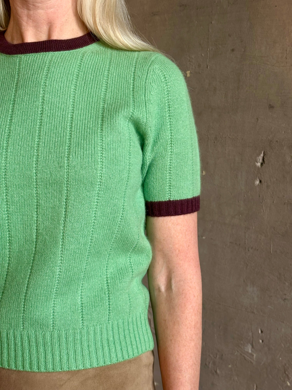 Mature woman wearing Guest in Residence Rib Ringer Tee Cashmere Sweater in Highland/Fig vintage-inspired 