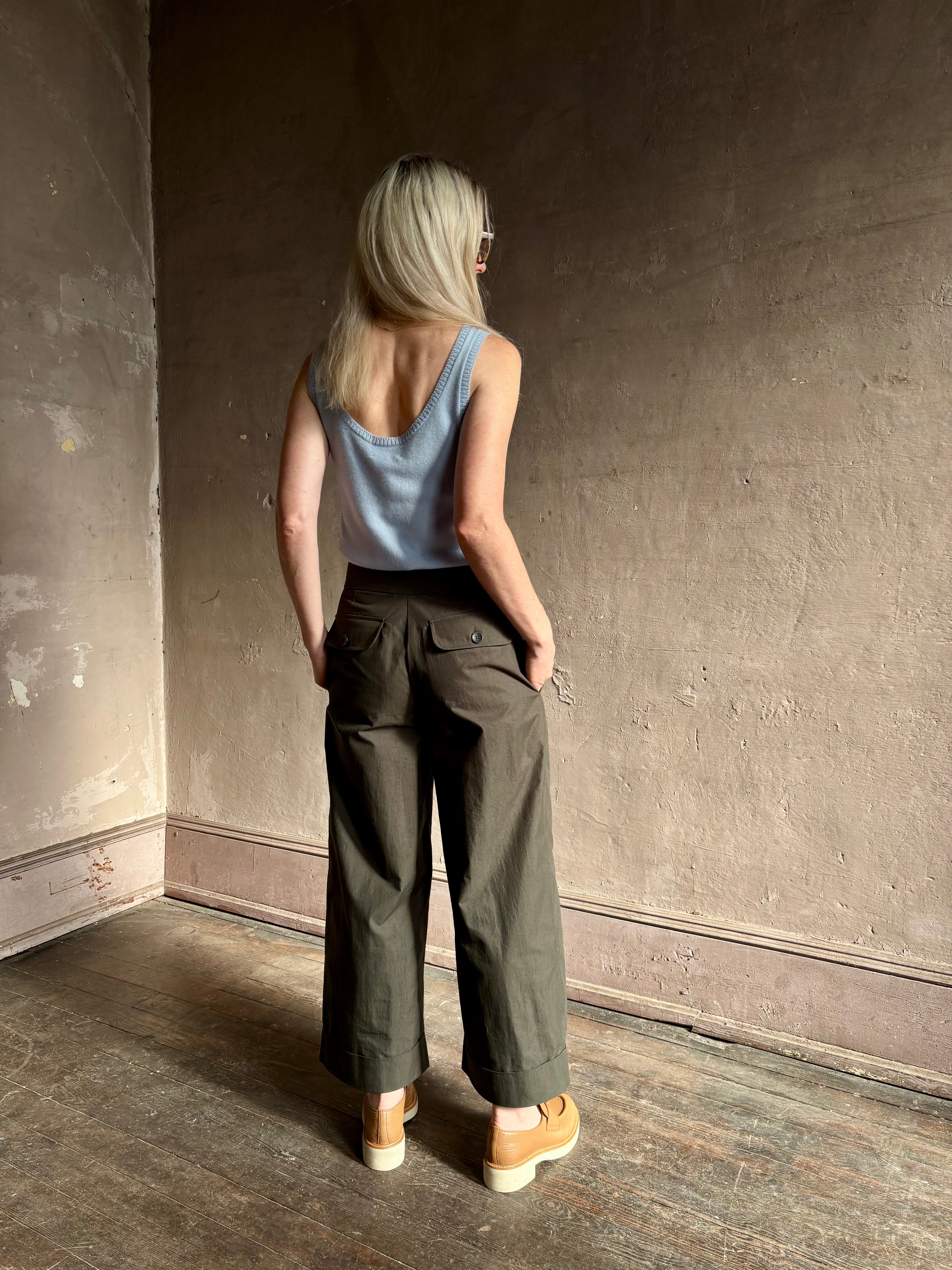 proenza schouler taila trouser cotton blend mid rise wide leg cuffed cropped relaxed fit green back flat trouser pockets