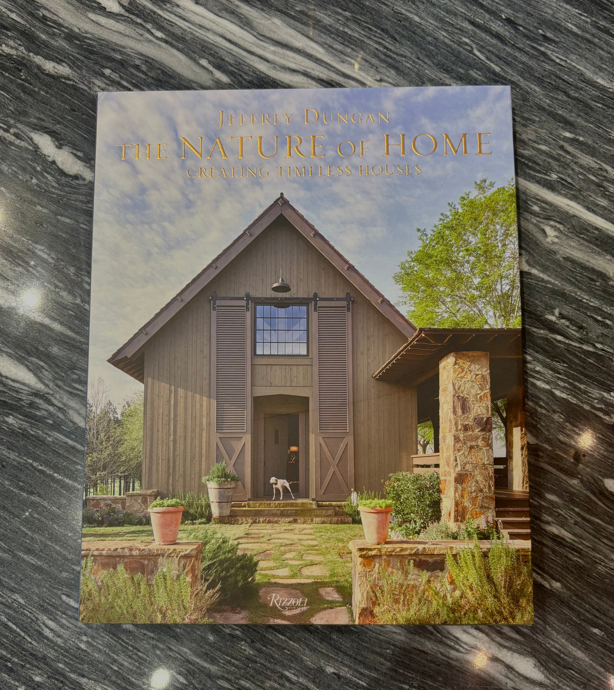 The Nature of Home: Creating Timelines Houses book by Jeffrey Dungan Poetic landscape-driven design that grows from the land