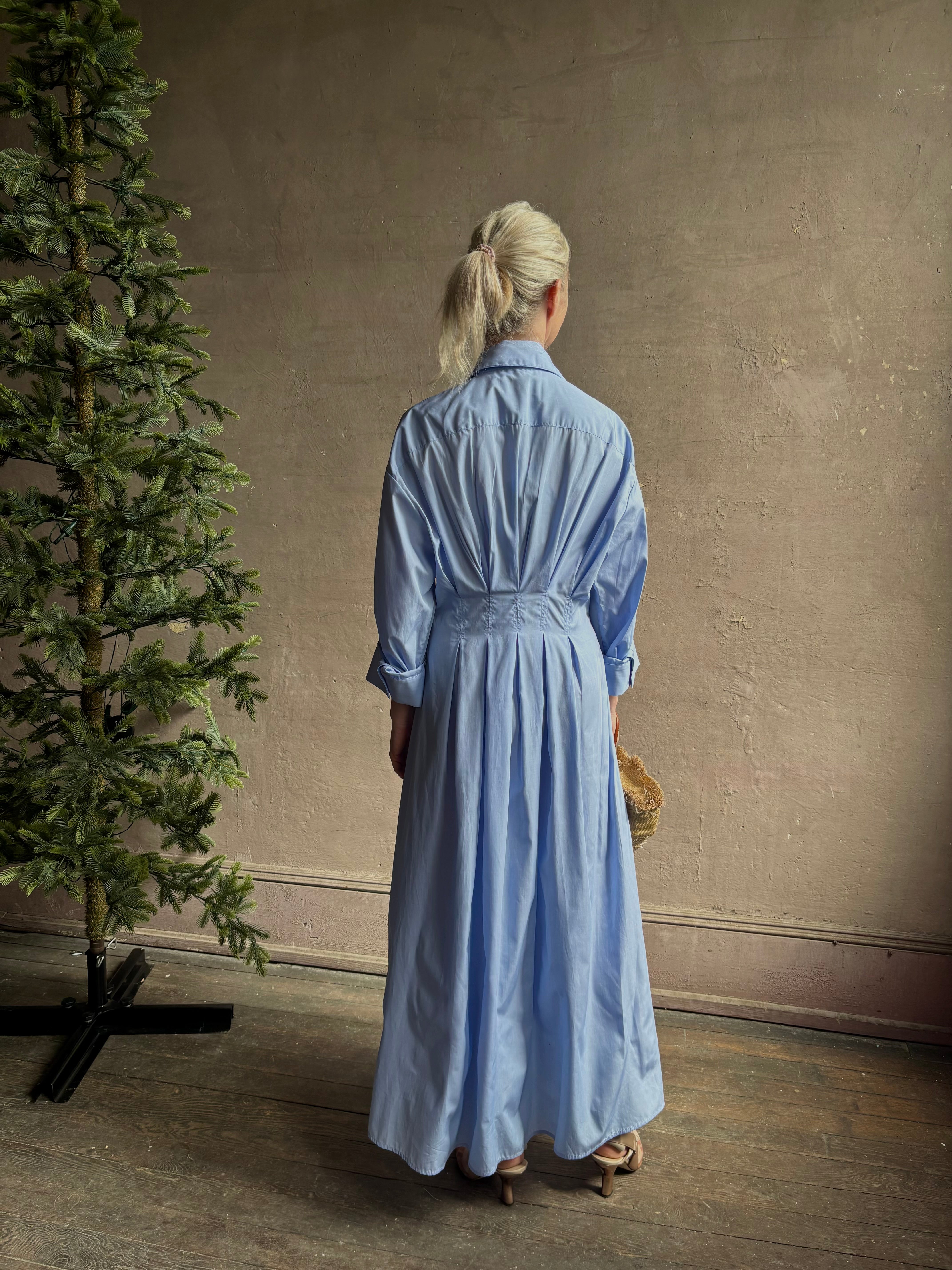 Mature woman wearing TWP M Dress, luxury women's superfine cotton dress  gathered waist collar maxi blue dress