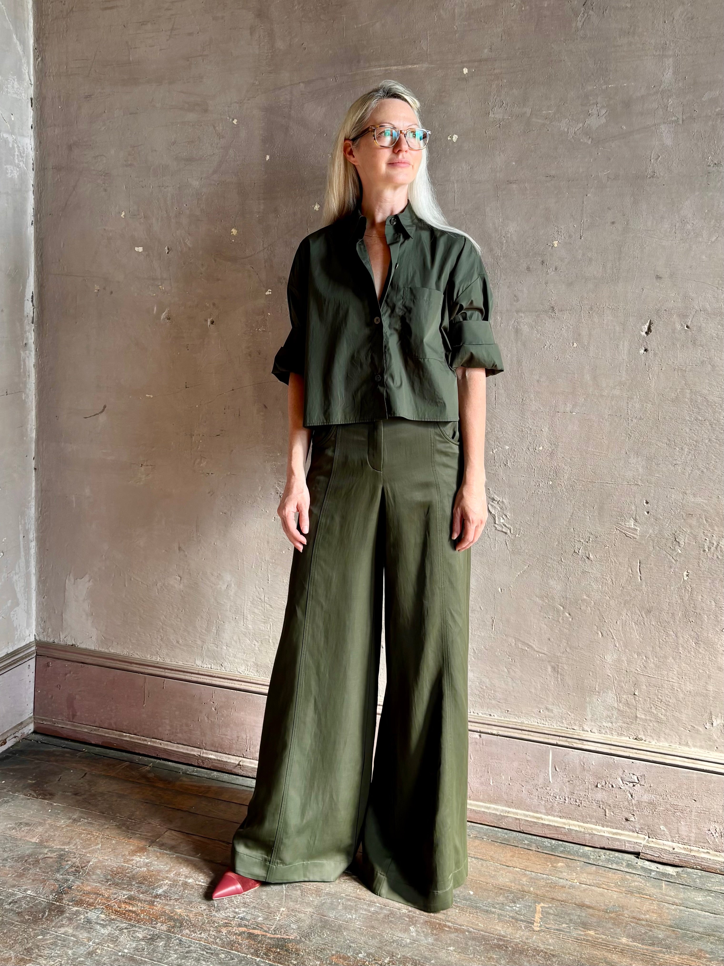 Elevated casual wear TWP next ex cotton poplin dark green rosin button-up shirt with rolled sleeves and collar