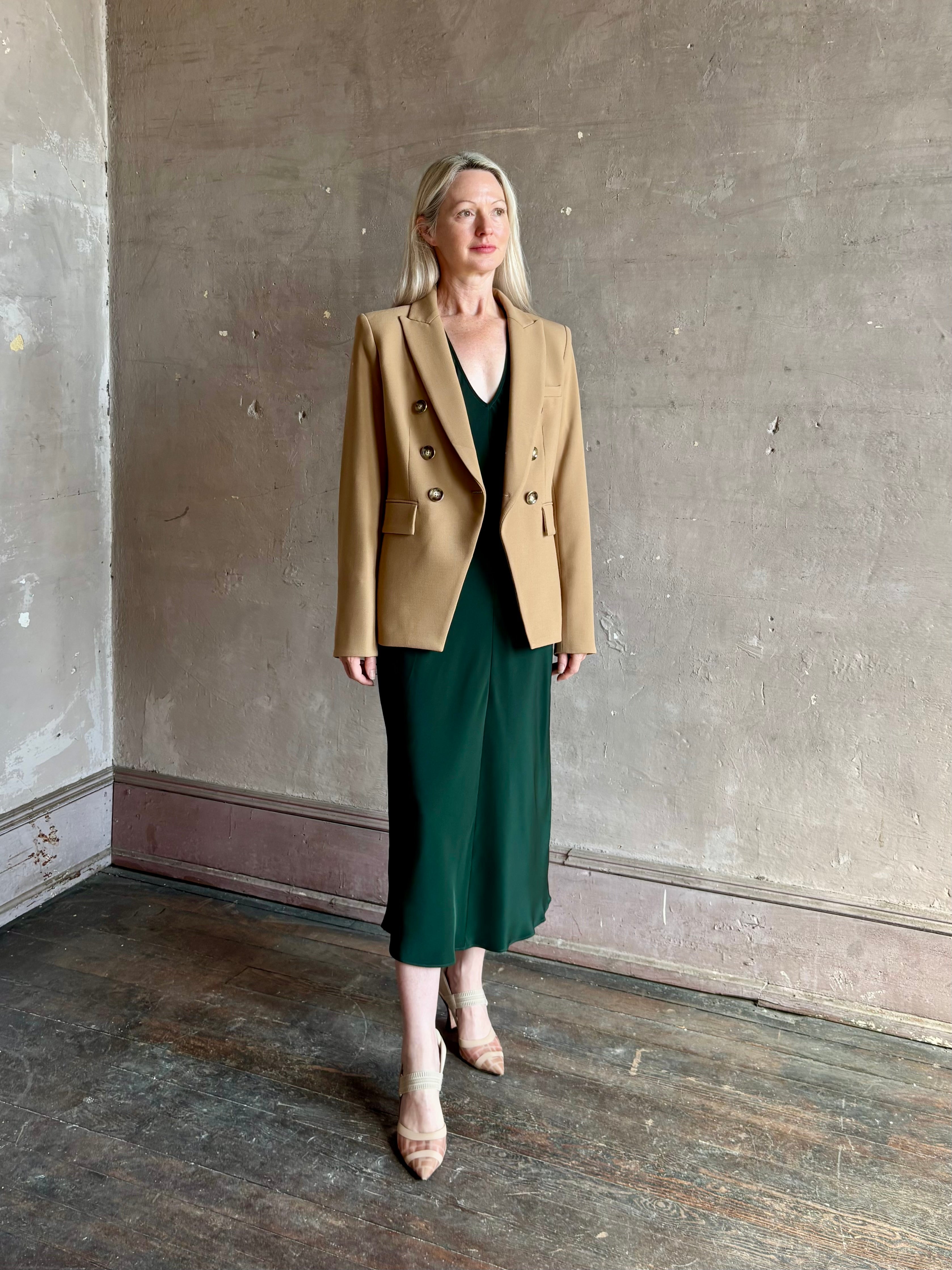 Mature woman wearing Veronica Beard Miller Dickey Jacket in Heritage Khaki tailored blazer flattering back darts