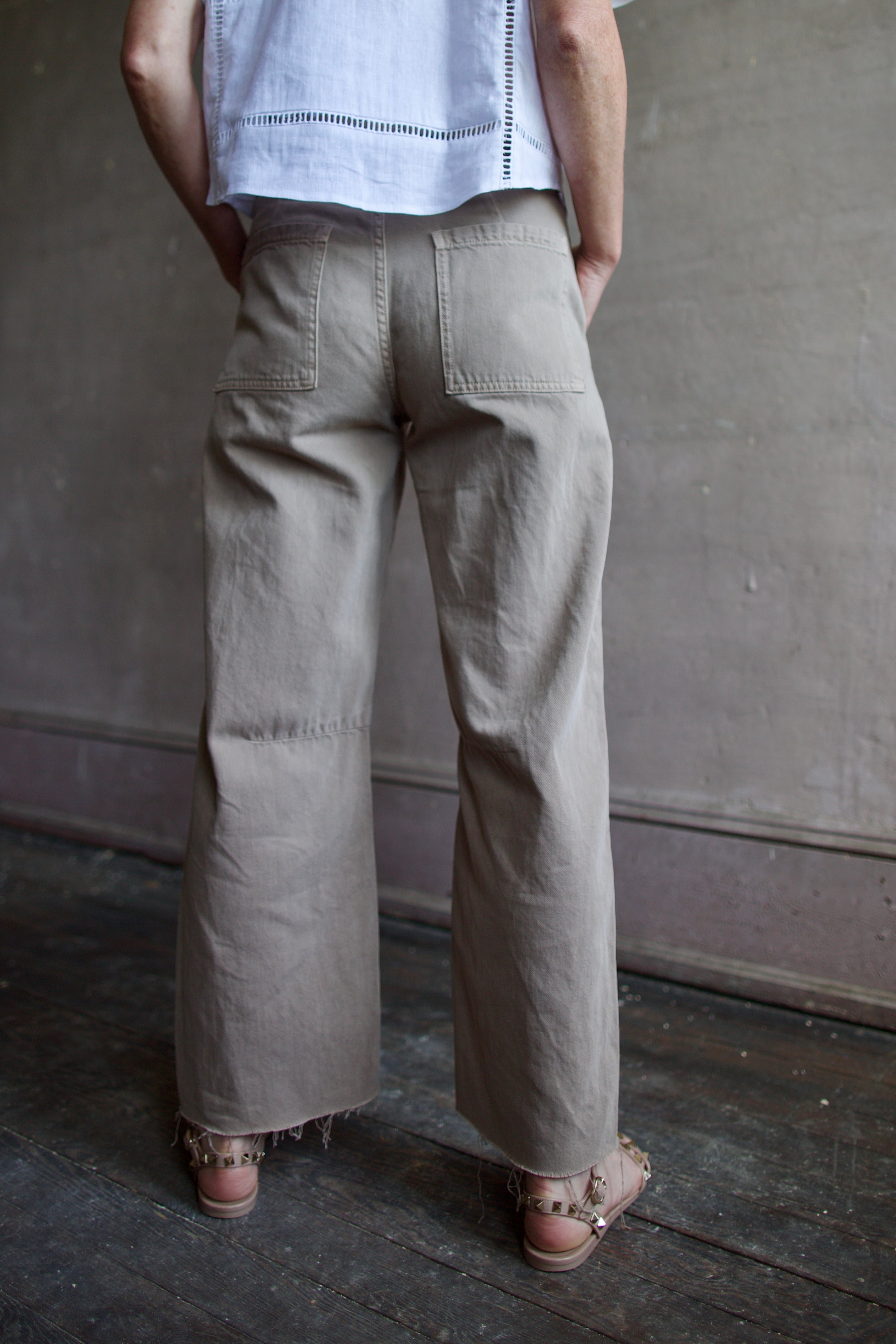 Back image of a woman wearing the Le Jean Utility Soft Barrel Jeans