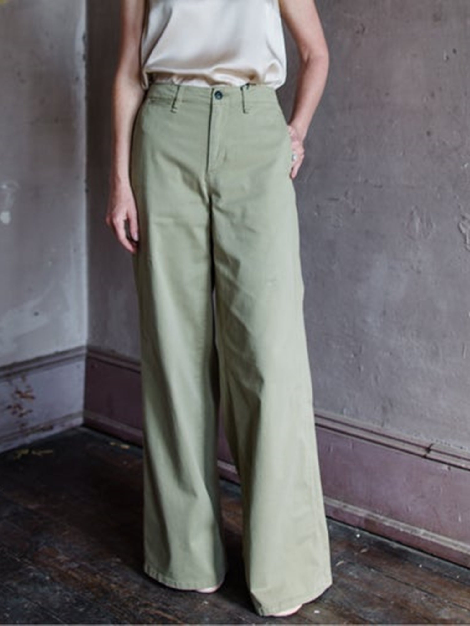 Image featuring the Rag & Bone Sofie Wide Leg Chino Pants in green.